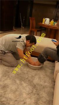 h30ywas3sn4.jpg