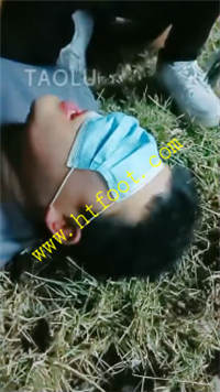 kc0kiq1hpdn.jpg