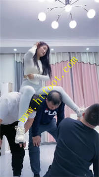 y5be3fyndrz.jpg