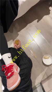 vaa1wxvlhj3.jpg