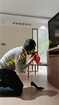 ymhyeuqisic.jpg