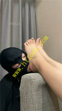 bt2wocjonqf.jpg