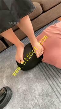 yxxd0ucl0ib.jpg