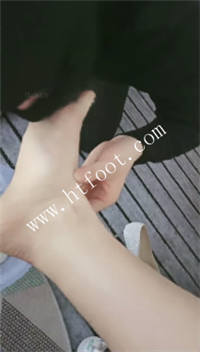 bn35cwqkb5s.jpg