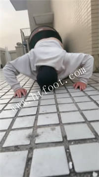 p4vjel33rnm.jpg