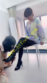 rvln5l3k3hn.jpg