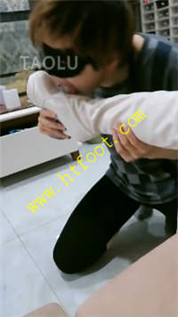2tnocm3ptat.jpg