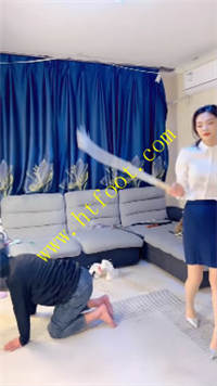 55cbjupoaw4.jpg