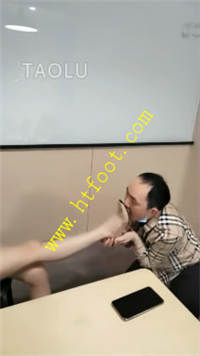 itrxl5mdyut.jpg