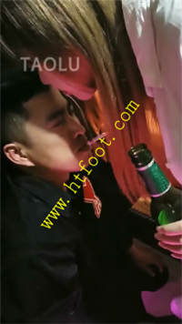 t1aory1chbx.jpg