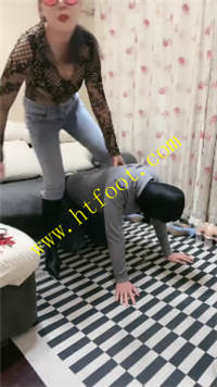 xuoqcu20ytr.jpg