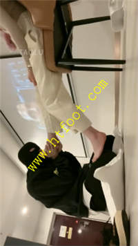 a2zivtiu031.jpg