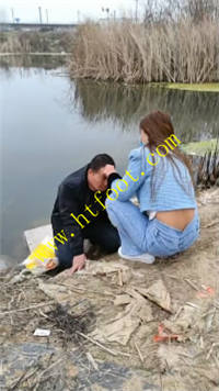 2hbdce1bls2.jpg