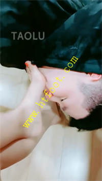 q4dkqujwak4.jpg