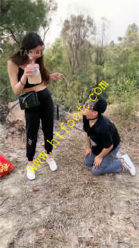 ztyl5yhno33.jpg