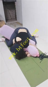 uo4hsjpbc45.jpg