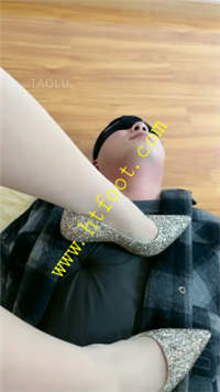 2m45cehavhx.jpg