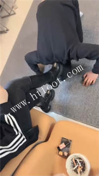 zn1dvwhcybd.jpg