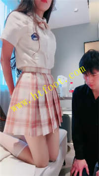 hkegbj1cwx1.jpg