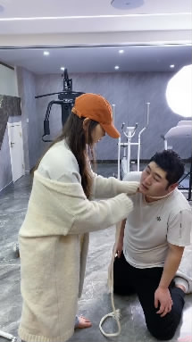 qaoarqlre4d.jpg