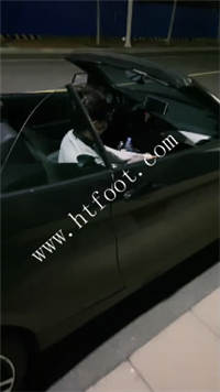 1lt0jma0tx4.jpg