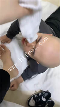 qaqzjewzdgf.jpg