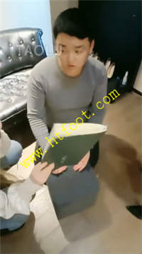 atcof11lm1r.jpg