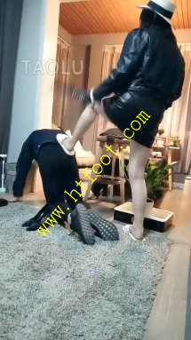 34tbuupsdxx.jpg