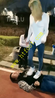 yzdaf3llny5.jpg