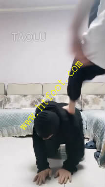 g4sqx42gmbb.jpg