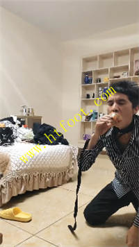 yzz1vlpjd3d.jpg