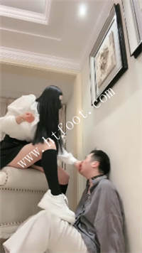 l0newjba5r4.jpg