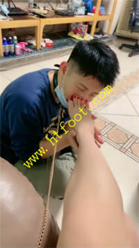 lfoaogc03vd.jpg