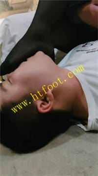 vgmpvf04wl5.jpg