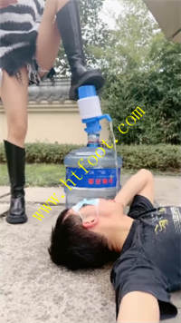 rxfn1f1momo.jpg