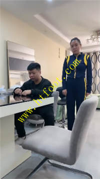 ao43rup0zbm.jpg
