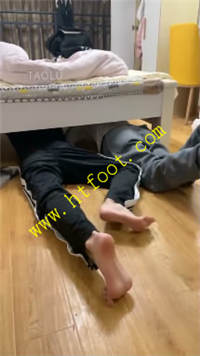 4osjaawwnbj.jpg