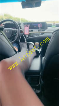 dx3dprq25pn.jpg