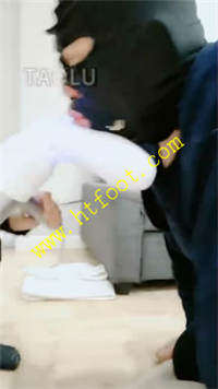 eboih04r1fn.jpg