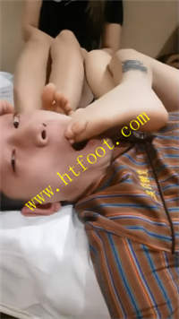 grhl20dewbc.jpg