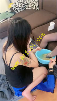 jnqxcxfzv35.jpg