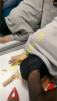 zcz3a3zukp4.jpg