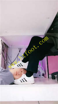 sfitqh0i4wn.jpg