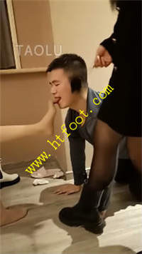 unv02d2h2xa.jpg