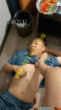 1yzfbgyajv5.jpg