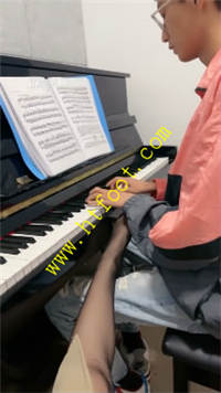 kfyh4xwtqek.jpg