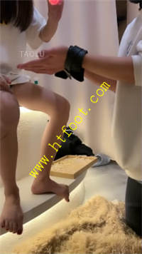 kbcxrozi4pi.jpg