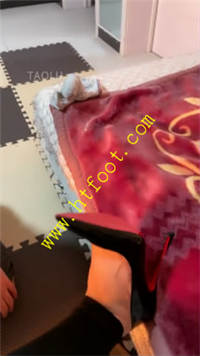 wwd3cryz2in.jpg