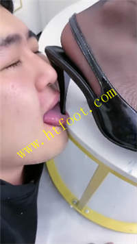 ffoyds3j1a3.jpg