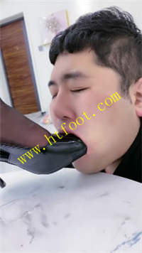 lyykrmdw331.jpg